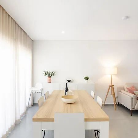 Lejlighed North Breeze - 2 Bedroom With Rooftop Pool Nazaré